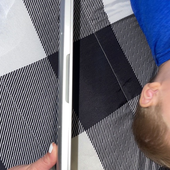 Apple MacBook Pro 13” Display with Touch Bar - Picture 7 of 15